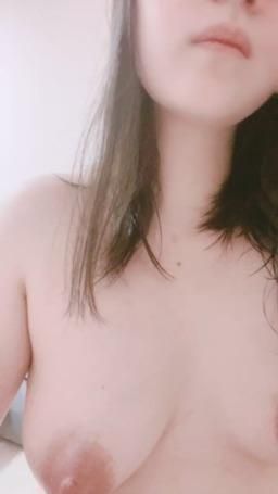 momopoly0035 : 側臉好可愛🥰