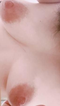 momopoly0035 : 好美的乳暈