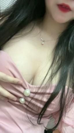 sweetbooboo : 淫蕩揉奶淫叫♨️
