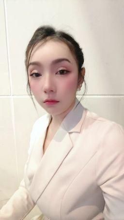 nyra : beautiful lady