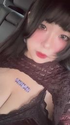 jcupfufu : 今天跟粉絲寶包出門約會 開心開心🥰🥰