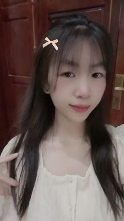 thanhtuyet : Anh thấy gì trong đôi mắt này 😘😜