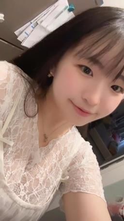 beav855 : 各位雲朵❤️
12/08晚上6:30準時開播✨
#甜美 #新人 #生活