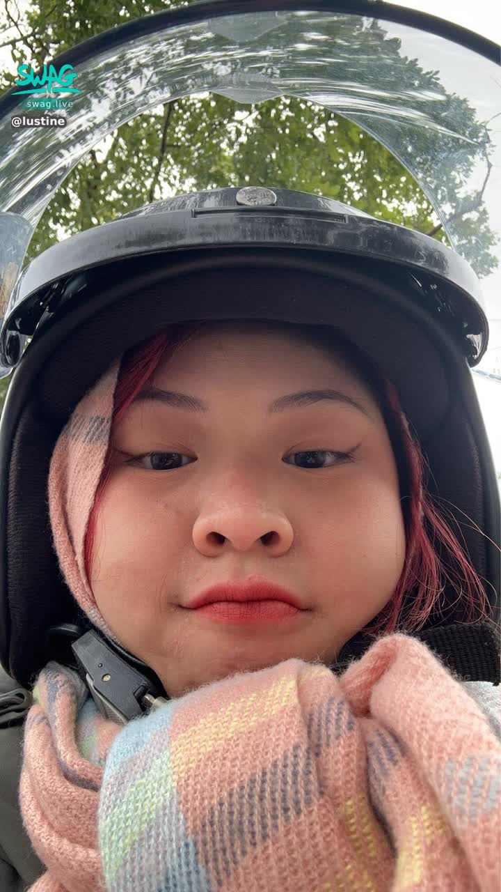 lustine : 12/8 (一) 今天晚上10點準時上播！！！ 志明們集合❤️ #露臉 #可愛 #甜美 #sexy #性感 #生活