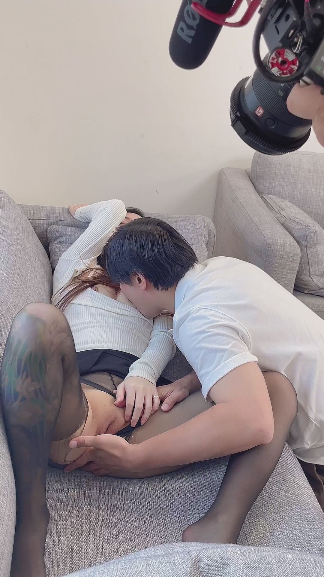 syc.3 : 小穴超好玩！閨蜜被我用手指玩爆到高潮