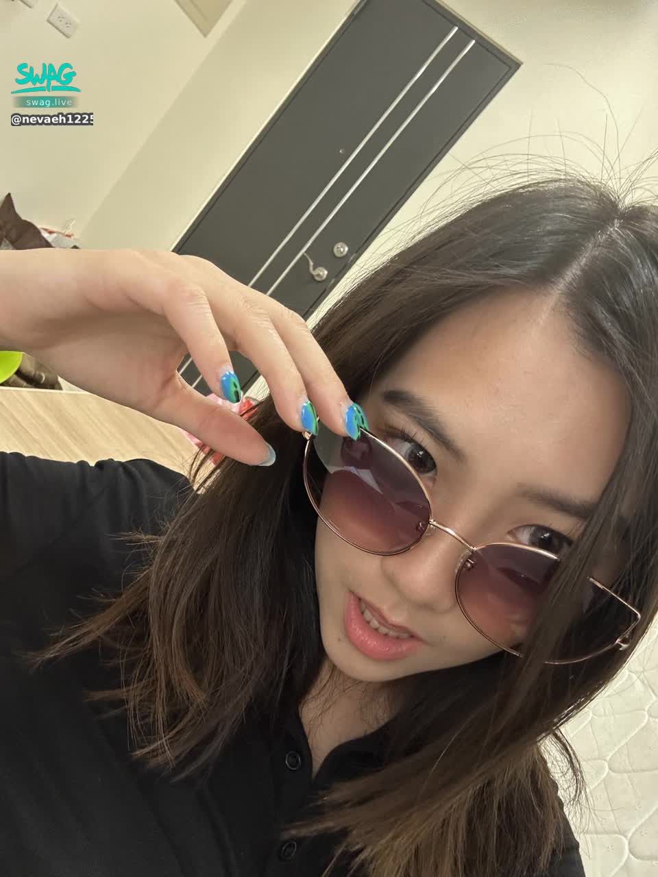 nevaeh1225 : 跨年有什麼好行程推薦嗎
還是有人要帶我出去玩🥰

#日常 #生活 #露臉 #可愛 #甜美 #sexy #性感