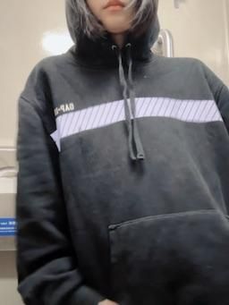 dreamyloli : 高鐵上脫衣自慰