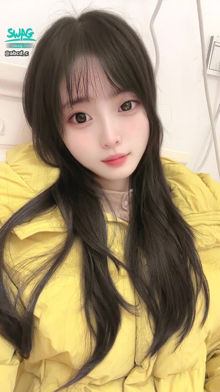 abcd_c : 早安☀️今日此时温度6度🤭好冷