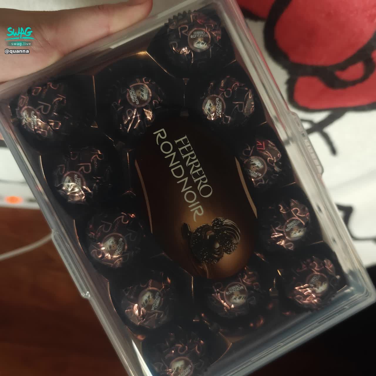 quanna : 粉絲居然知道我愛朗莎😍😍 不愛金莎