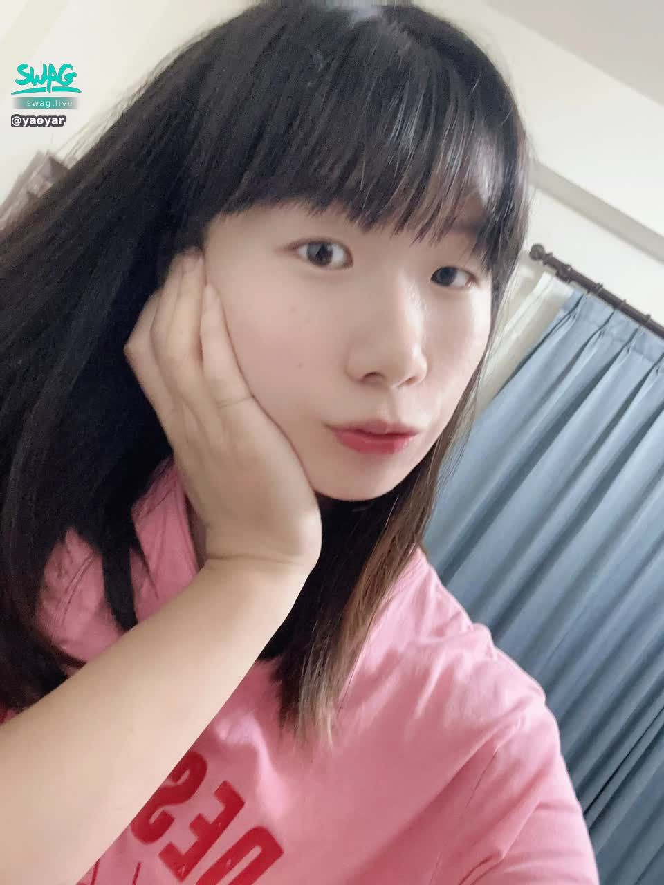 yaoyar : 睡不著～現在誰醒著
陪我聊天🤣
可以聊點深夜話題喔😈

#露臉 #可愛 #甜美 #新人 #私訊