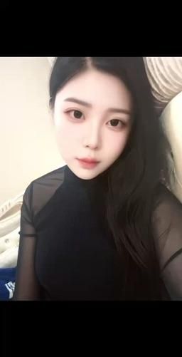 xinxin0412 : 性感宝贝，按耐不住，晚上见哥哥们