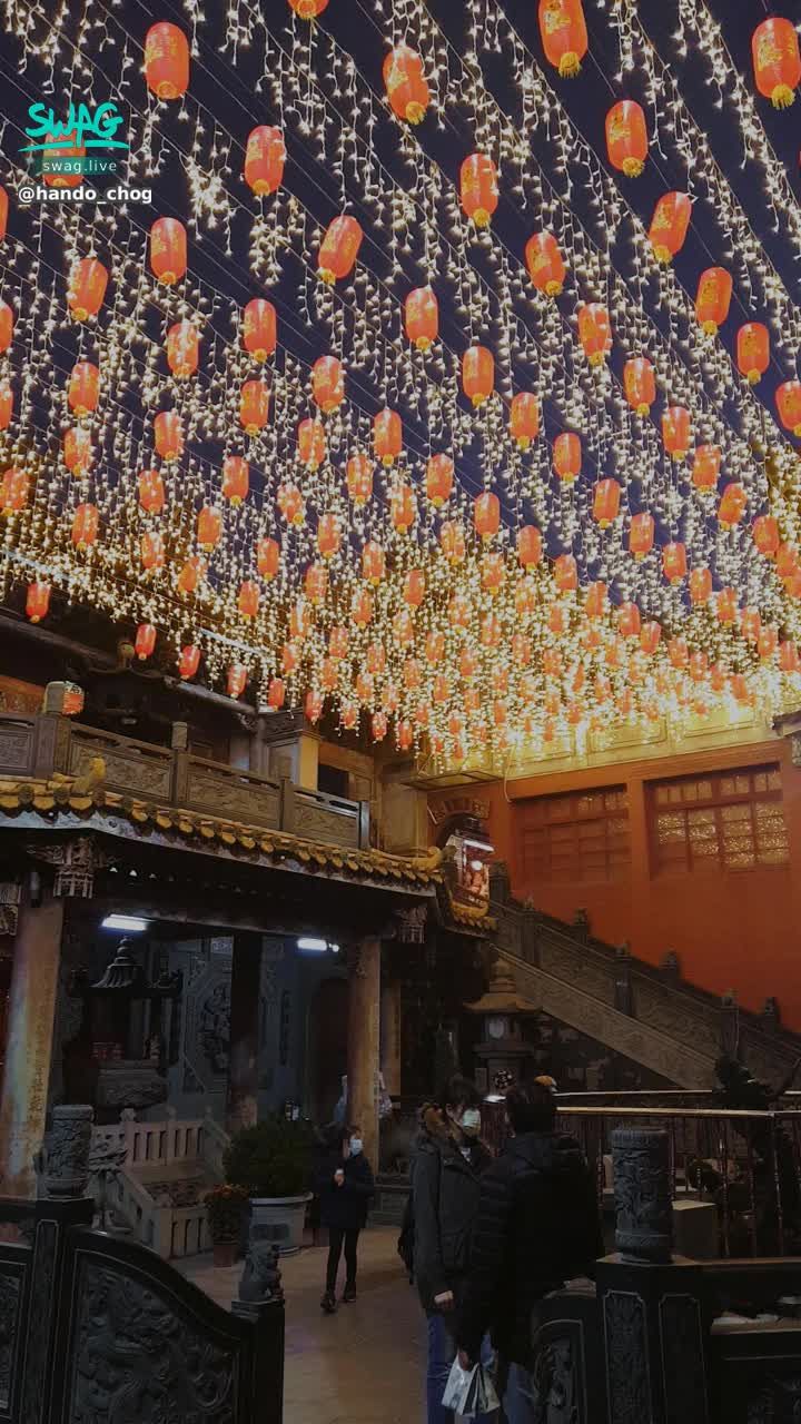 hando_chogua : 今日下午本來忙完要來預告今晚直播時間&回覆訊息,一打開意外發現被情勒,很好,柚子心情被打壞!!!
答應大家的事情,願望,我都有記下,我希望能做的更好讓你們驚喜,所以可能速度慢了些,加上我也非全職在這,如果不能體諒,不能理解,亦或不相信,覺得我套路,請也不要踏入我的直播間,這裡的世界我還沒搞懂,所以我就隨性,我就做自己,時而正經,時而搞笑,時而色色搞怪亂鬧,想放福利才放,所以不喜勿入囉~柚子只希望自己&來看我的大家開心~
所以今晚不開播了!
下次開播再預告~
大家隨性等等唄~
#有感而發
#沒有美女照