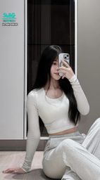 cathy0830 : 今天休休休休休✨
但還是有可愛的我可以看💗
去限時解鎖找我領影片😗