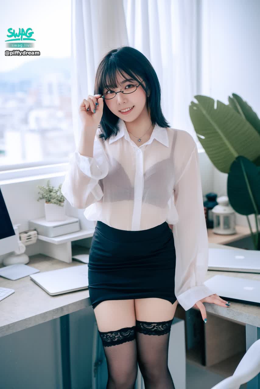piffydream : 新寫真會不會太美❤️❤️❤️
6/9JVID收尋 百變乖比比
最殺優惠不要錯過❤️