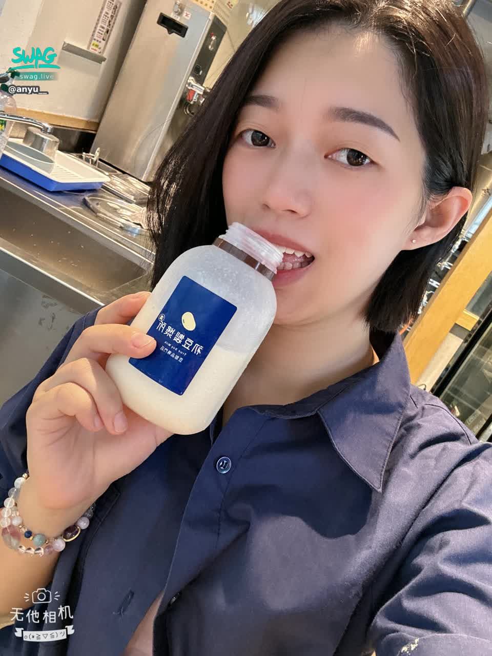 anyu__ : Babe
懷念短髮的自己