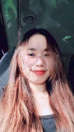 yeuyeu2203 : Do you want to look at my body?😘😘😘😘😘😘