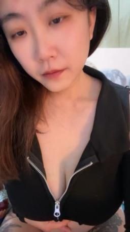 ting_du : 太久沒玩奶給你們看了😈