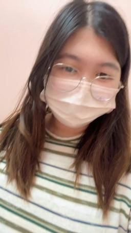 naomiksks : 廁所偷偷來攻擊