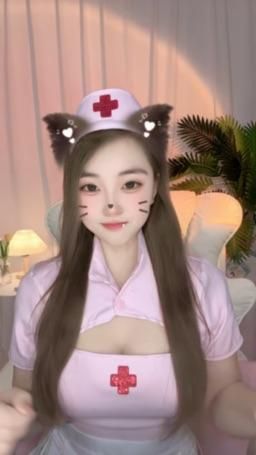  : 可以做你的小可爱吗☺️#热门#性感美女