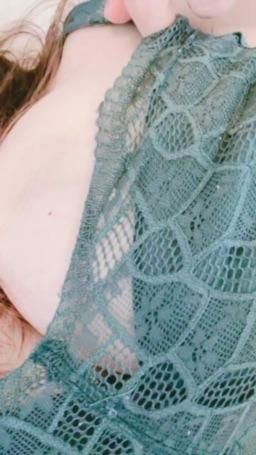  : 太近了…這樣會窒息啦！Babe