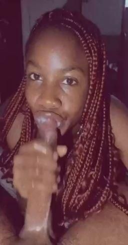 kadibia : Blow job🔥🔥🔥