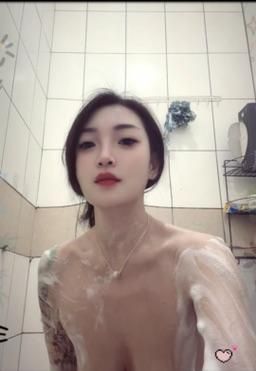 az77993 : 洗澡🛁