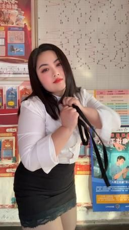 fxpcyx521.. : 这样的我你爱了吗