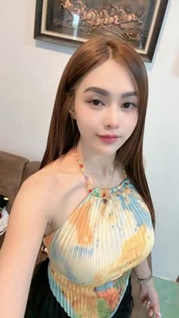 jaruwanfluck : hi
Babe
