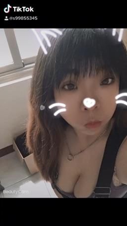 s9985534 : 你是不是有什麼魔法？怎麼一直出現在我腦海裡