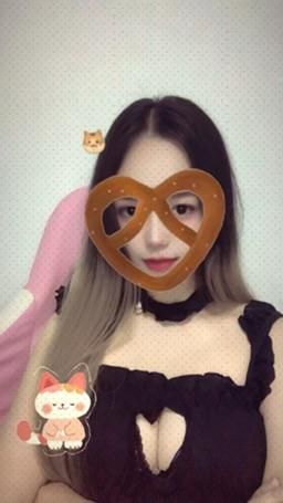 nanabell.99 : meow 😸