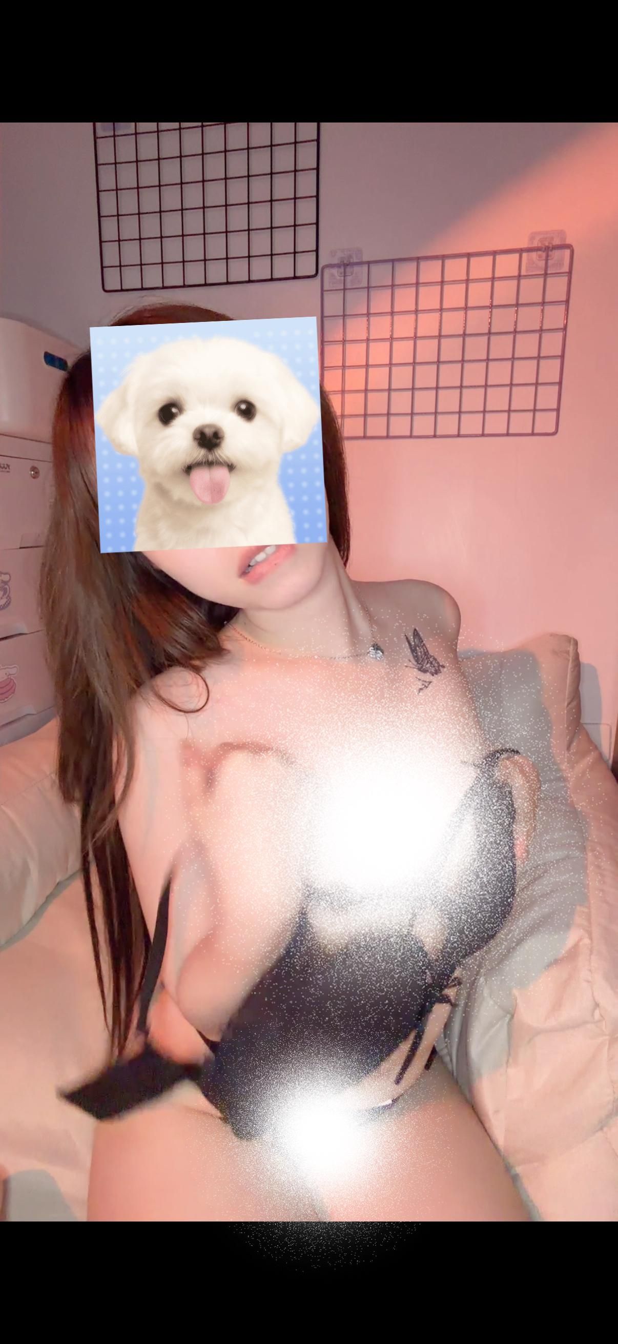 sexylinli : 🥵｜脫掉外衣｜太熱了｜黑色誘惑｜害羞撩人
