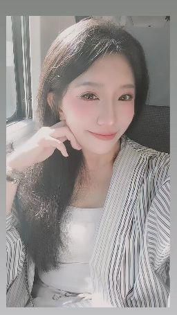 qaz258000 : 第一次的直播～
第一次的綠播～

感謝大家的照顧🙇
讓我有下一次直播的機會❤️

7/22  13:00～17:00 
歡迎來直播間找我噢～

說好了噢～ 不見不散🫶