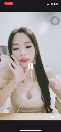 quin.1205 : 😹😹😹唱歌🎤唱到死翹翹了
有人聽的我在喊 救命嗎🆘
明天一樣下午3點~5點
來找我聊天啊啊啊啊
#聊天#寫實