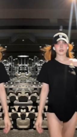 djhana99 : 有時候,相遇並不是為了永遠在一起,而是為了改變我們的一生。
時々、出会いは永遠に一緒にいるためではなく、私たちの人生を永遠に変えるためにあります。