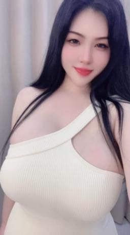 spicylupus2668 : 随时在线可撩