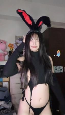 tuantuan_uu : Babe深夜福利🐰🖤