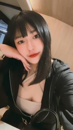colaaaaaaaaaaa : 夏天就是要吃冰涼西瓜🍉