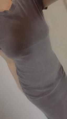 lovewowo5255 : 緊身裙🥰遮不住胖胖🥹