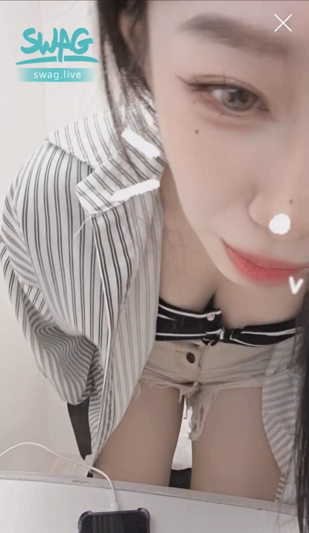 qaz258000 : 再靠近一點,我有個秘密要告訴你🤫
#男友視角 #近距離 #心動瞬間