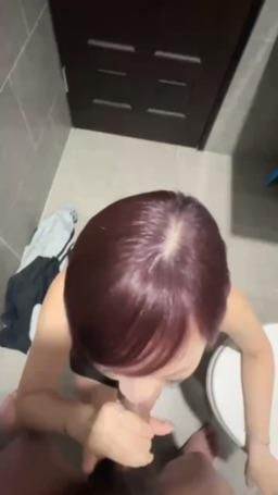  : 😈口爆吞精😈跟巨屌葛格約會後實在受不了😱聊著聊著～棒棒就好硬好硬🫪立馬被葛格拉進廁所吃肉棒👅天啊🤪這也太刺激了吧🔥到底是累積了多久的精液💦也射太多了吧🙈應該有一個月的量喔🤗射的人家滿嘴都是你濃濃的精液💦還要人家吃下去👅真壞😈這部超級色喔🔞你一定要解鎖來看看😍

Babe後續送10部獨家全露臉隱藏版實戰影片🙈只送給有回覆此動態的葛格❤️福利滿滿💎

🌟解鎖🔓+回覆妮妮3句👉🏻「射給我」
🌟立馬領取最新隱藏版實戰影片10部❤️
🌟走過路過～你千萬不能錯過我👋🏻
🌟這系列超色一定要看💕必解必看🔓

 @ninibaby 👉🏻 喜歡長腿的你不容許錯過🥰
想跟我約會的立馬私訊我🙋‍♂️Babe有甜甜價唷💎