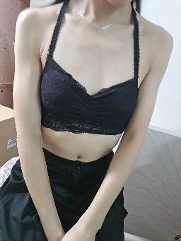 quanna : 拉下來😈想不想揉 想不想看更多!?
私訊送禮物「9999💎後庭寶石」領露全臉無碼不遮版本😍😍😍看著我射給我