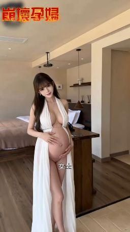  : 崩壞的孕婦：孕婦姐姐跟著黑人大屌猛肏，新娘妹妹也跟著一起下海運動，荒唐的劇情(AI生成)