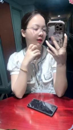 minhyy12 : hi