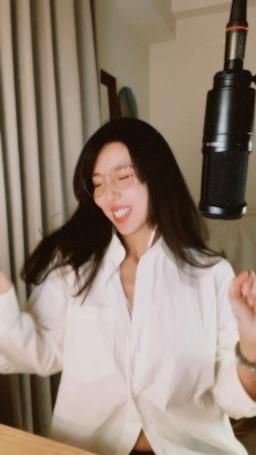 mimi_333 : 教師節快樂🎉你老師我下班後都想要這麼開心
請前來支援活動禮🥰