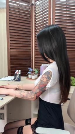 yia_920789_ : Babe想跟我一起工作嗎💼