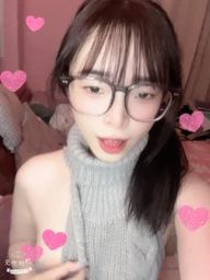 sexylinli : Babe唉呀被哥哥偷看了🫣