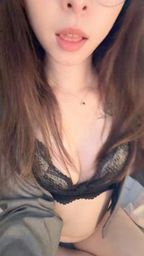 sexylinli : Babe新內衣🖤