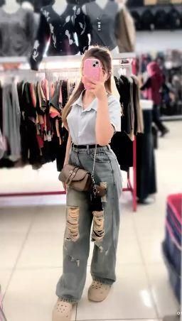 deliaputri27 : aluww