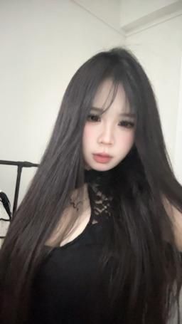  : 哥哥们，新人主播 一会儿见哦
