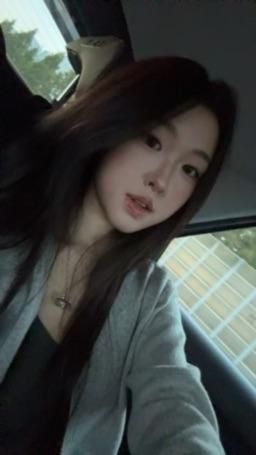 : 10/11 晚上9.直播🤍好久不見 想我了嗎😽